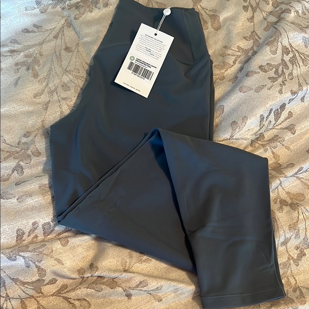 BuffBunny candid cross waist leggings